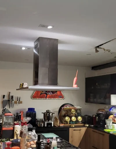 Plafond abimé par un sinistre dégât des eaux